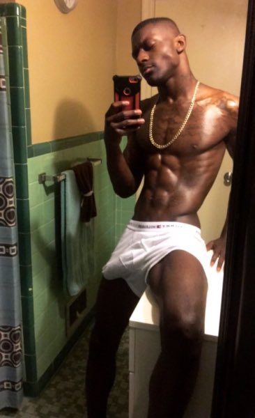 sobooys's tweet photo. Hot 🔥 https://t.co/8fU77hTVxJ