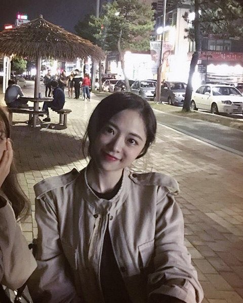 jine_net's tweet photo. 우리혜지니 머리도 많이길고 더더 예뻐져써 ㅠㅇㅠ
생일 너무너무 츄카하구...늘 응원해 보구싶따 내전부❤ https://t.co/QJiJ97kUHB