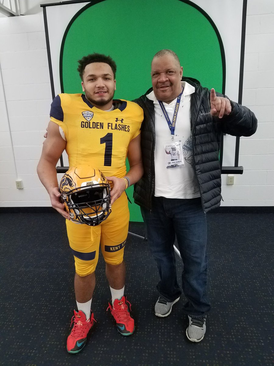 CraigElmore_25's tweet photo. Had an amazing visit to Kent State University, that's my home. #BeTheAlpha #773Alpha #AgentUno https://t.co/D1nXfXHEA4