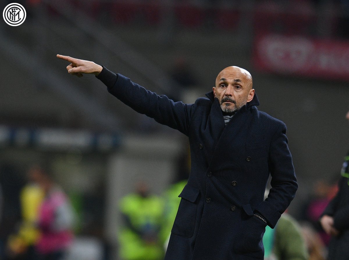 Inter_ar's tweet photo. 🗣 | #سباليتي: "لقد كنا نستحق الفوز، ولكن رد الفعل كان محدوداً لنتحرر من مشاكلنا وهو ما لم أفهمه. يجب تحمل مسؤولية ترتيبنا فى جدول الدوري دون خوف عدم الرجوع لمكاننا الطبيعي. الشوط الثانى أظهرنا أننا على الطريق الصحيح" https://t.co/12N4YRikCp