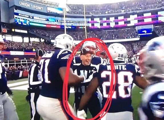 ZVR09's tweet photo. Yes, there is proof. 😂 #JAXvsNE https://t.co/C96dVxoE4t