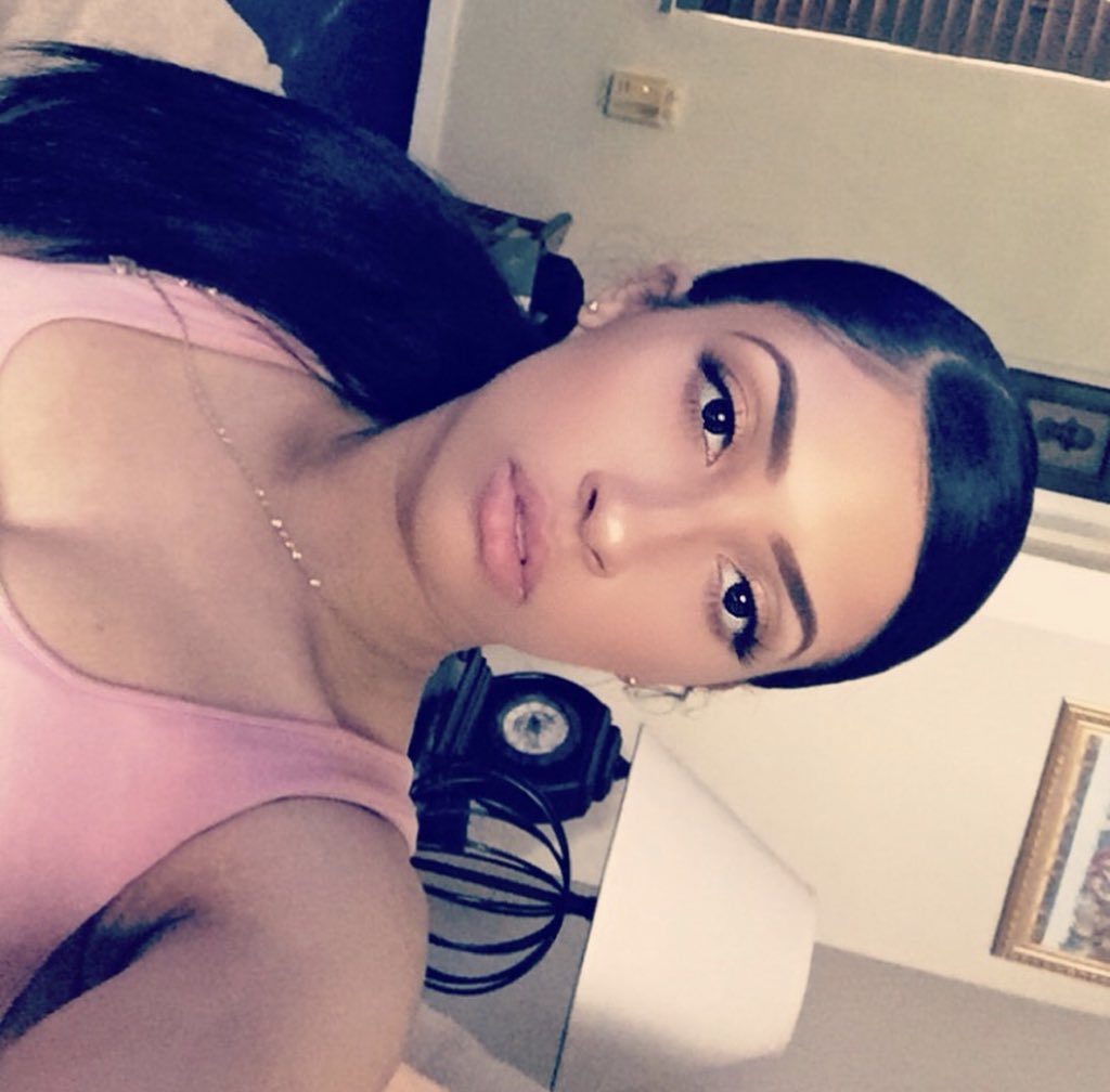 ThugMeLikeLano's tweet photo. High off Lano 💋 https://t.co/1P0GRWSGK5