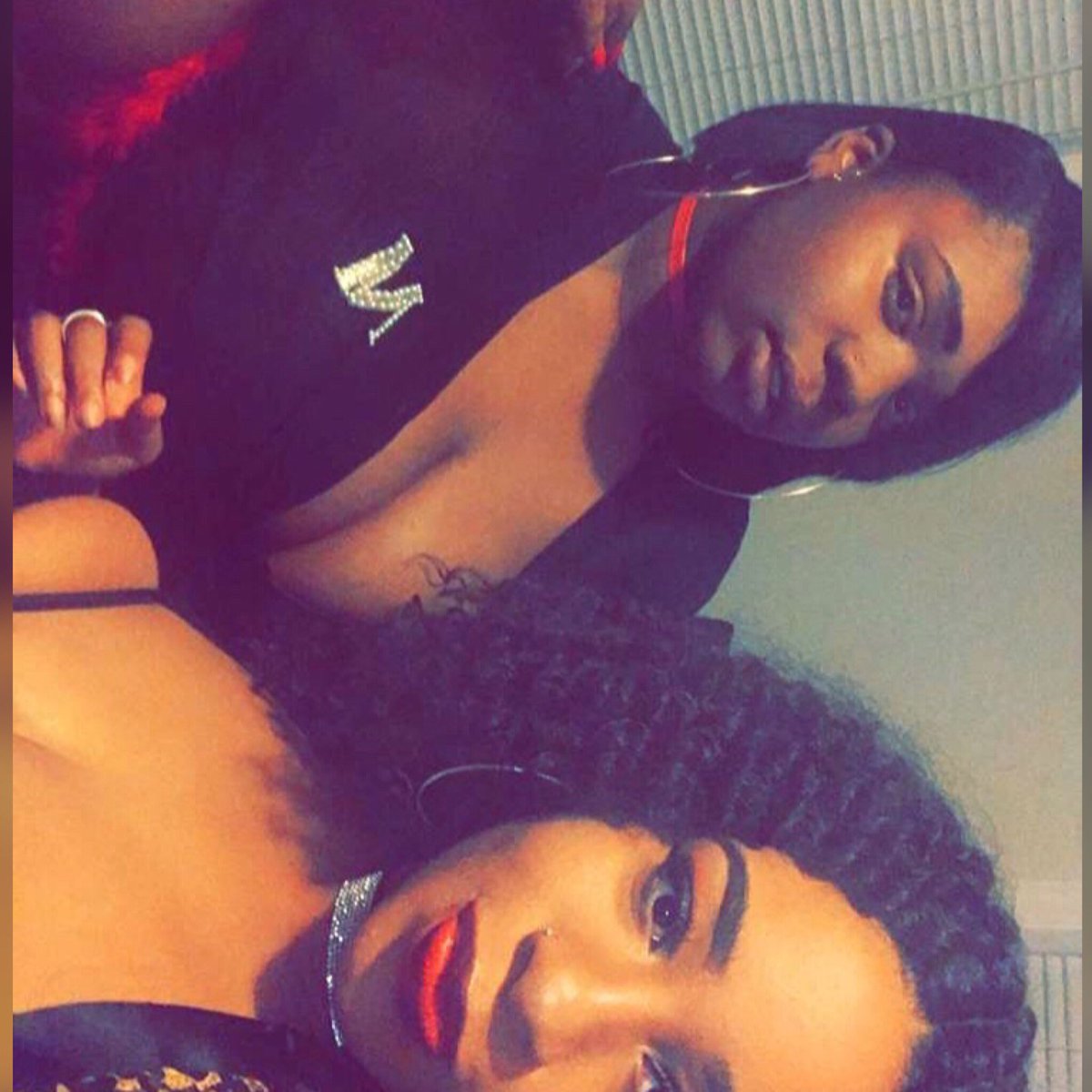 MechaSCOTT_'s tweet photo. I had the most lit lingerie party , and that’s facts boyyyyy 😝🌹 #Chaday #YoucantSITWITUS https://t.co/Nz0bHk3EvB
