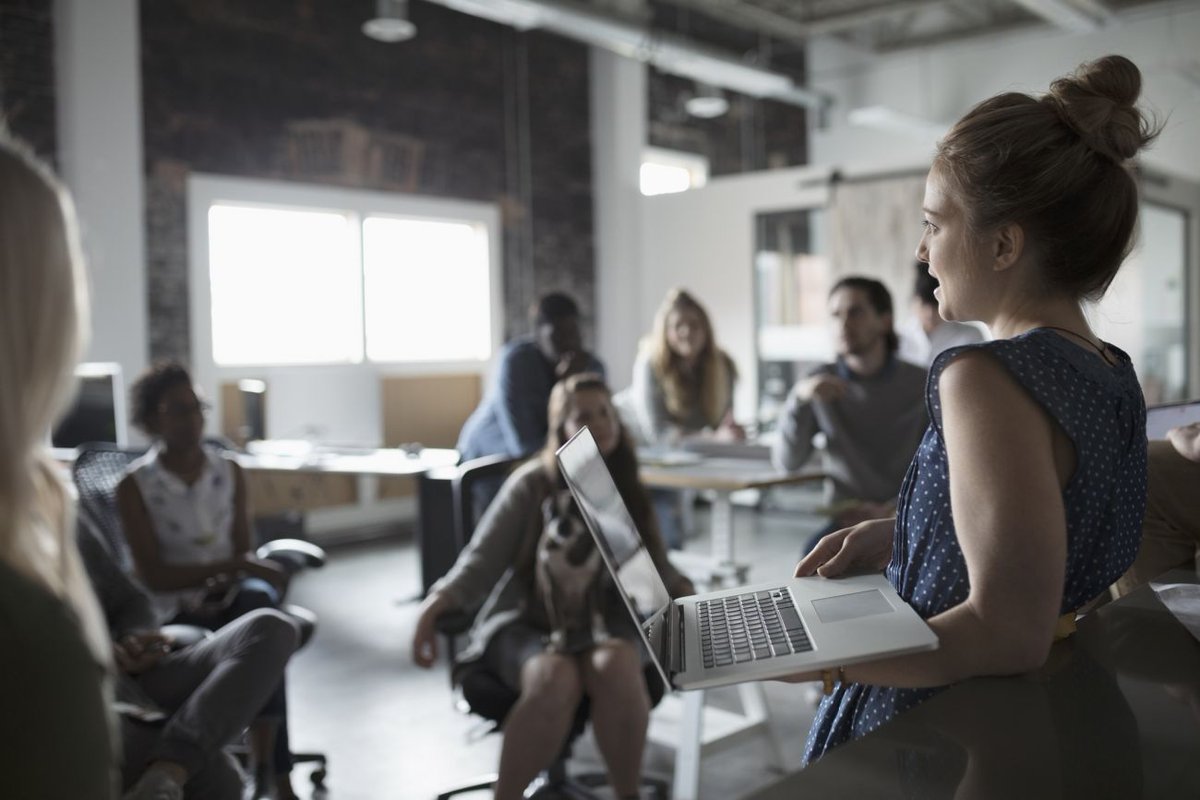 TractionInfo's tweet photo. When You're Customers Are Talking, Quiet Your Brand Voice and #SocialSelling #martech https://t.co/wGoXLg3O9s https://t.co/dfilWendbn