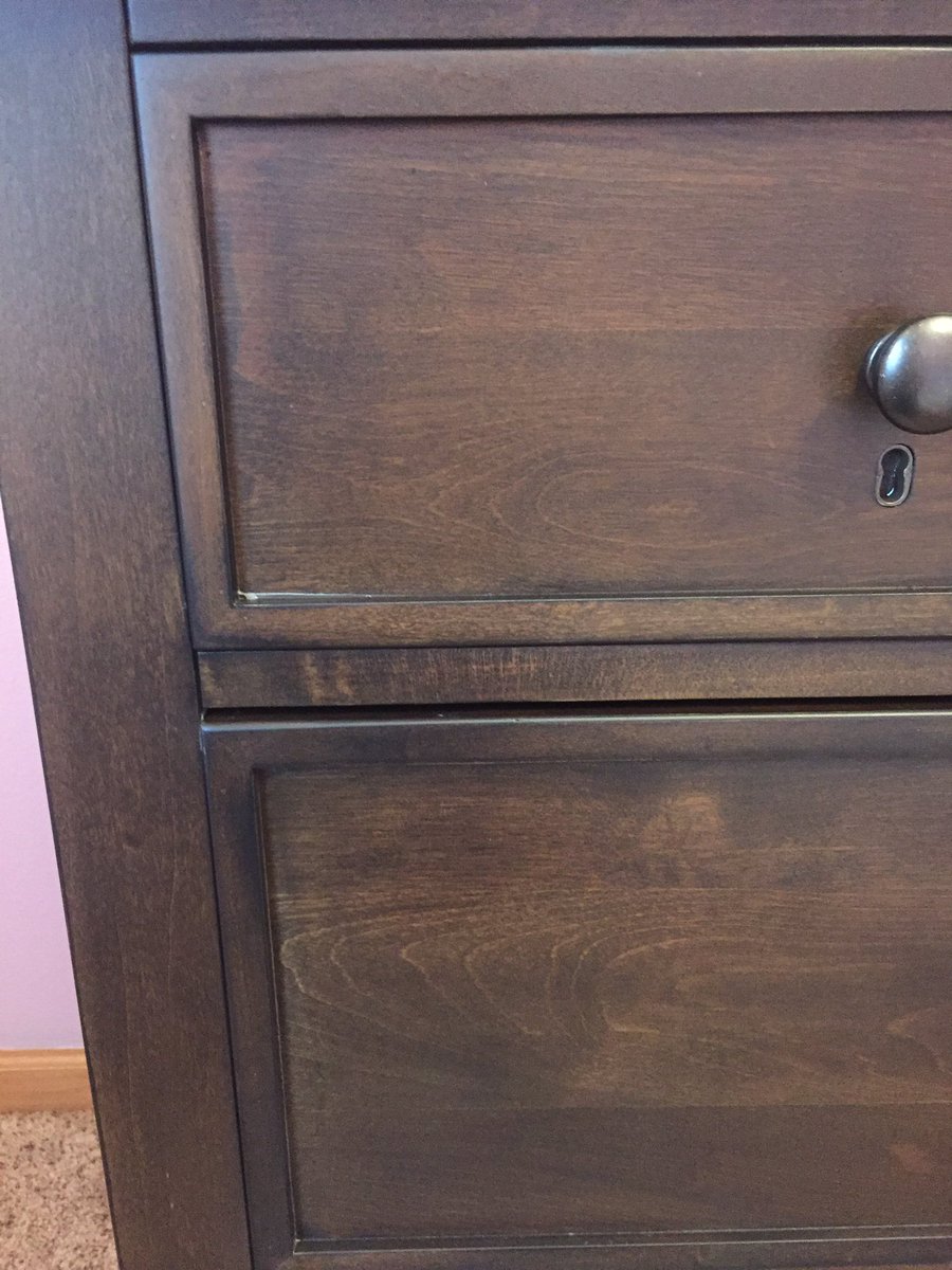sammyjofrie's tweet photo. @PotteryBarnKids Elliot extra wide dresser + topper &amp; nightstand was delivered Friday &amp; has glue on front of drawer &amp; a nick on another. Tried calling customer service waited on the phone over an hour w/o answer. Please help to resolve. https://t.co/2XBcfiJMX9
