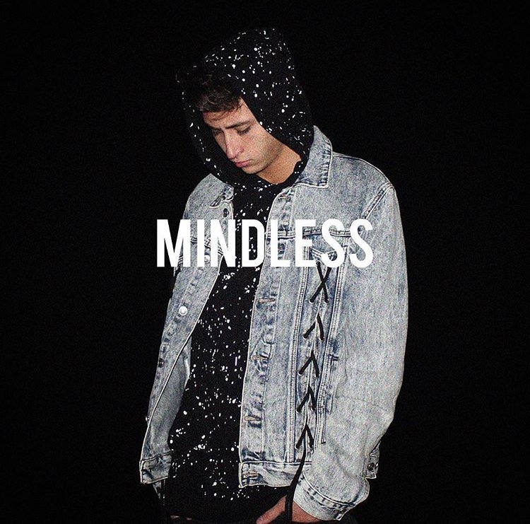 DlRTYFLESH's tweet photo. 2018 will be my year. enjoy my new track “Mindless” now!
https://t.co/YW56lao73B https://t.co/LV8M4icRIR