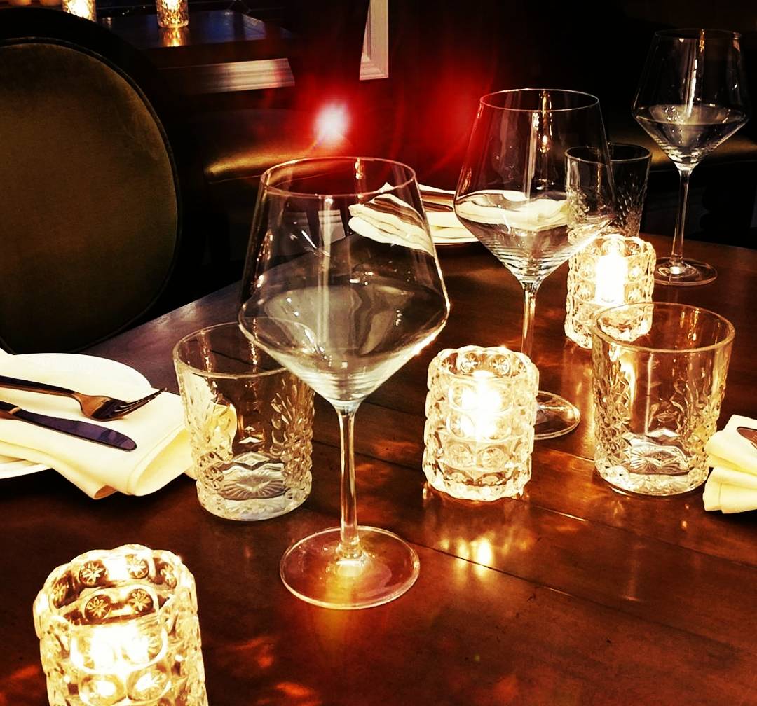 #DineSYV is happening tonight! A romantic dinner starts with the details. #Love #FirstandOak #chef #chefstevensnook