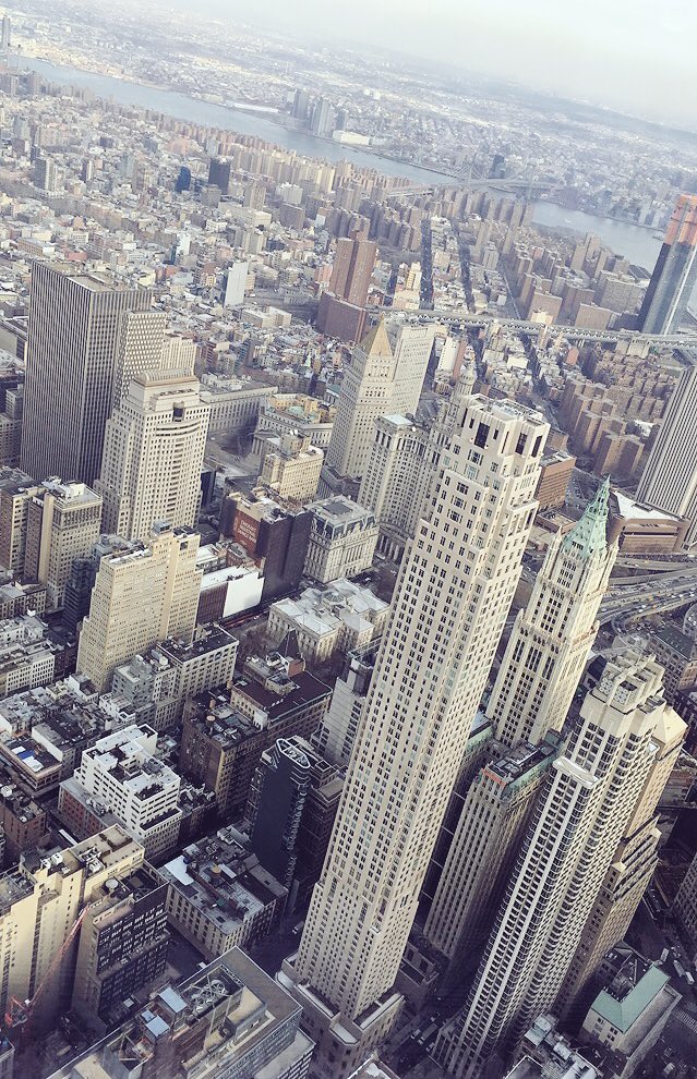 doalcarcarmen's tweet photo. @Annie_bgz @pabloalboran @MamaAlboranista Views from one world observatory! #Manhattan #OneWorldNYC 🍎
#sweetdreams #1mllnD👄...😊😍 https://t.co/sVkqEQiWWL