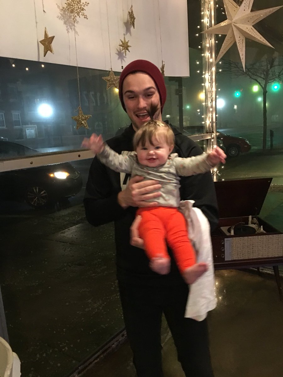 hannah_payne5's tweet photo. Funcle Jordan lives up to his title https://t.co/oEpFBNNzpE
