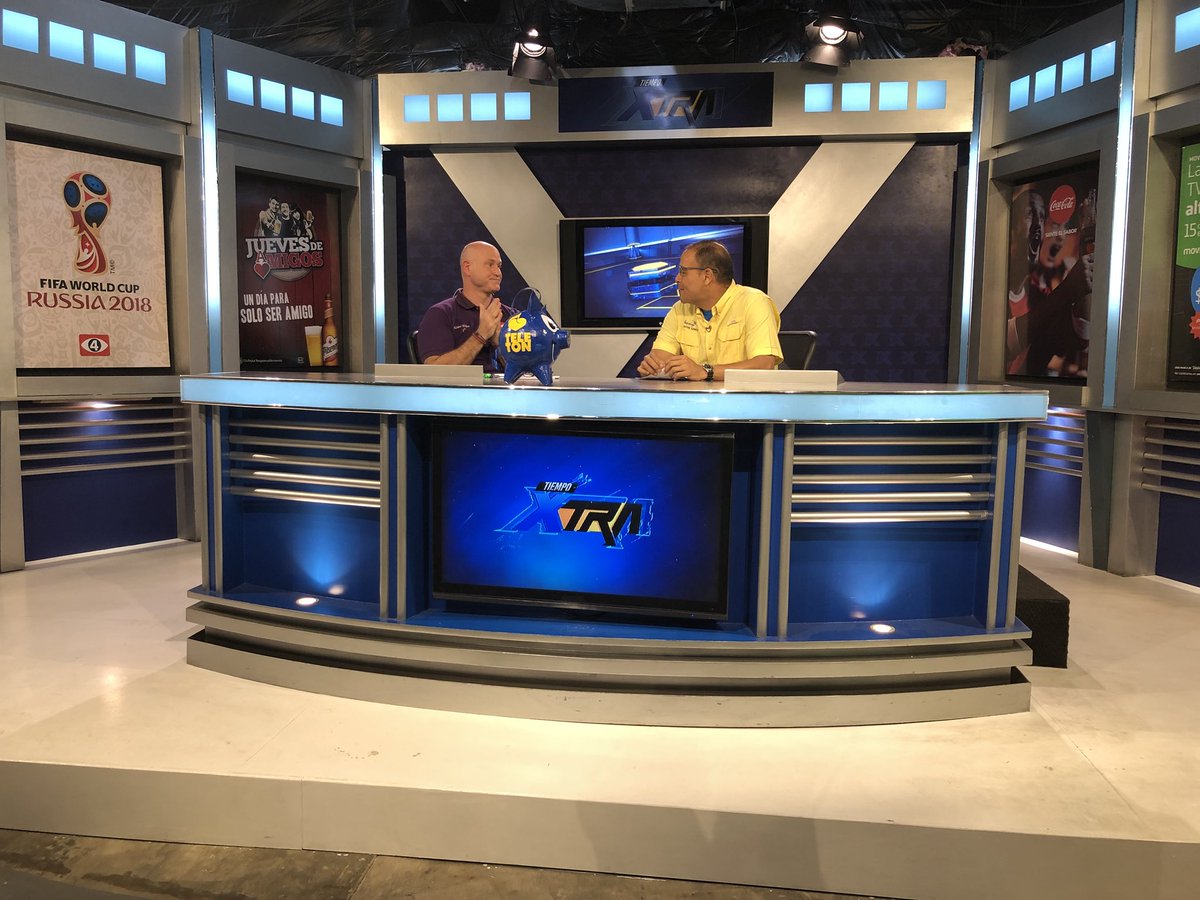jennycgaldamez's tweet photo. #detalles del @IlopangoAirShow en #Tiempo Extra #Canal4 https://t.co/TkQP0SjBjH