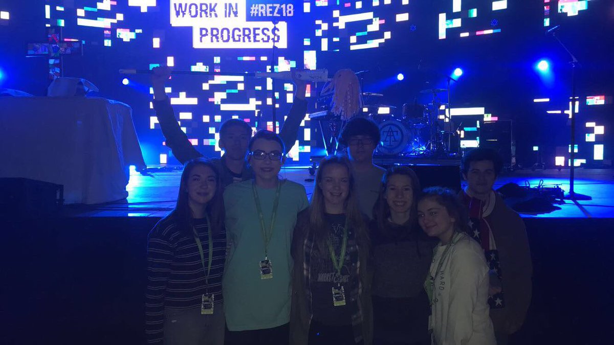 annaklee_lol's tweet photo. #Rez18 was amazing ✝️ https://t.co/SX1tcfwPMD