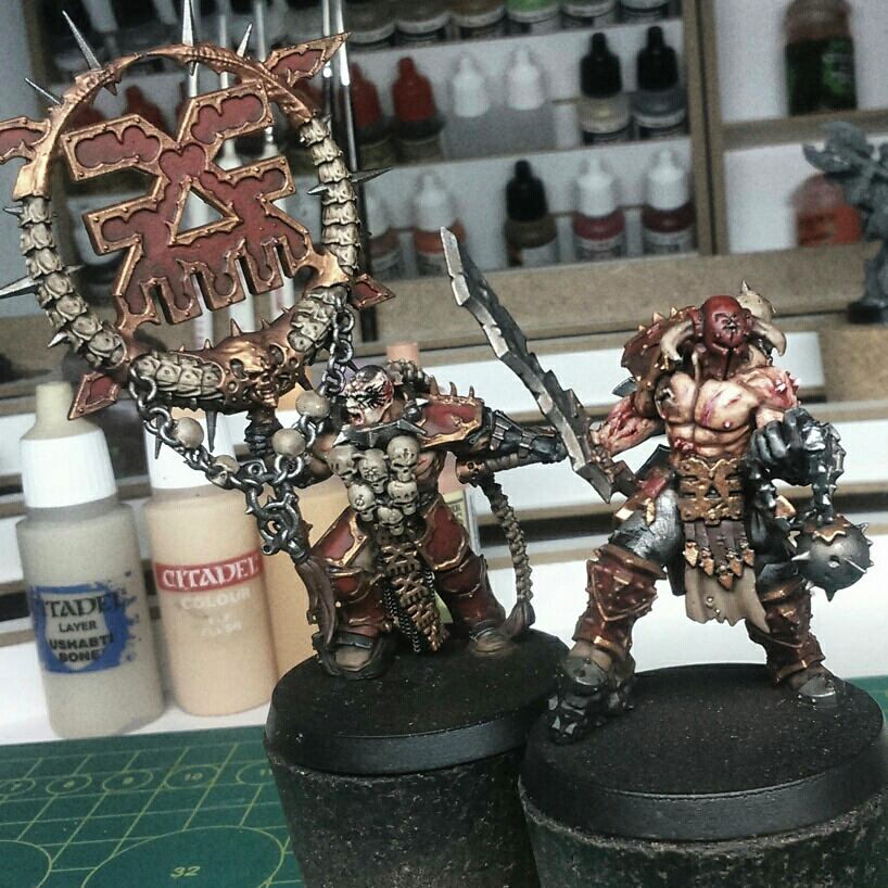 studiolevel_cyb's tweet photo. snowy sunday vibe..#ageofsigmar #aos  #miniaturepainting #citadel #gamesworkshop #khorne #bladesofkhorne #khornebloodbound #bloodsecrator &amp; #slaughterpriest #wip.. https://t.co/3VxR8EUEia