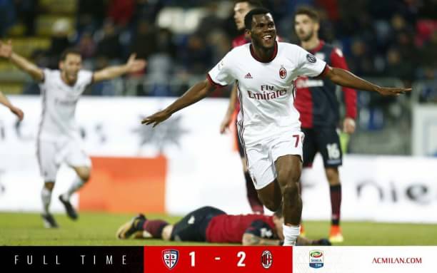 CAGLIARI 1 - 2 MILAN
Duo gol F. Kessie 

#Milan berada di posisi 7 mengoleksi 31 poin 👍

#ForzaMilan 🔴⚫