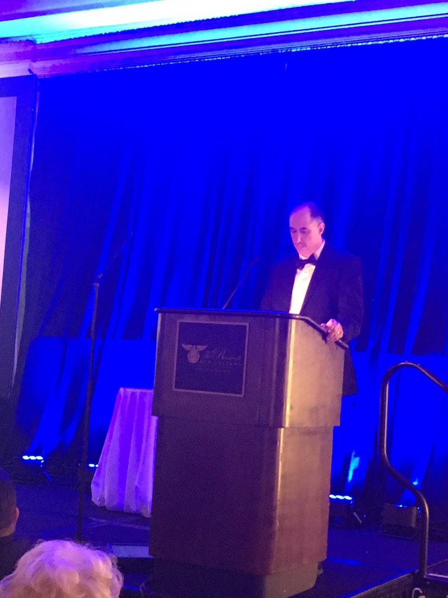 SchoolLunch's tweet photo. 2018 #FAME Awards under way! Congratulations to Silver Leadership Award winner Chris Burkhardt, Cleveland, OH-a visionary leader with a passion for innovation. "What motivates me is seeing students excited about lunch." https://t.co/5199zETcYY