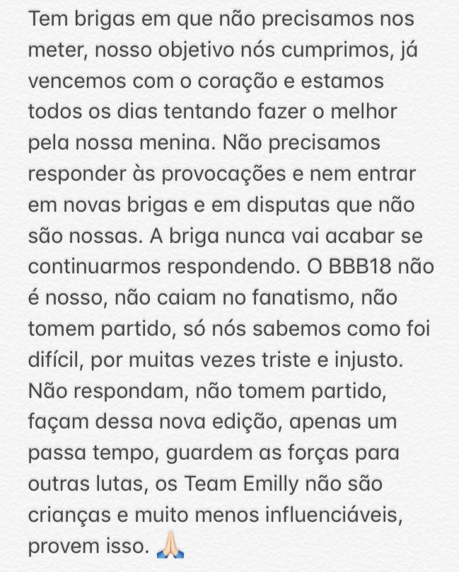 TuitaMotta's tweet photo. Emillynáticos leiam cm atenção se concordarem RT por favor !!🙏❤
Vão surgir muitas mentiras nos ñ  fazemos parte disso vamos focar no que importa @emillyaraujoof 
Ñ  caiam nessa guerra boba que querem criar se alguém falou ou deixou de falar ñ nos importa 🙏❤ https://t.co/cL2DzIi6P1