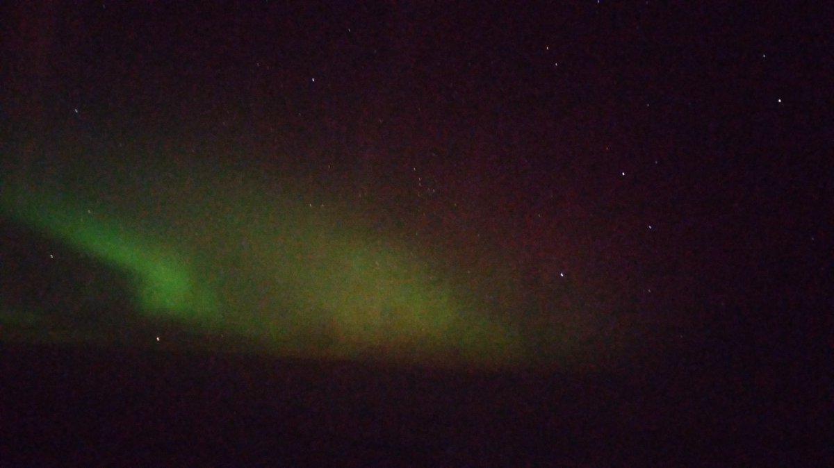 mainedcm's tweet photo. Probably the coolest thing I have seen from an airplane window. #NorthernLights

Photo credits to Sal (of PAL) https://t.co/z5Jxo0zQtE