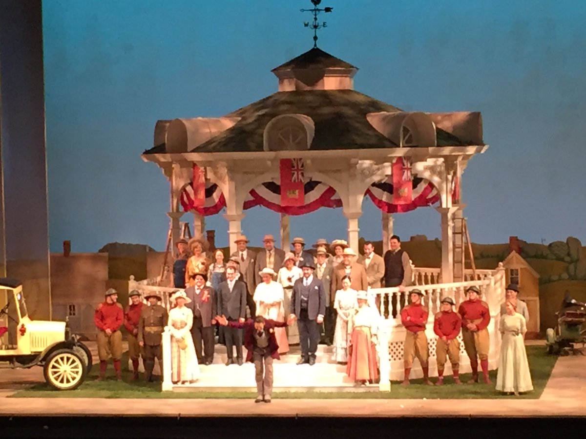 Arashmania's tweet photo. "By me will #love and #wine
Evermore be held #divine"
#BelCanto indeed at the #QueenElizabethTheatre with #Donizetti's beautiful tunes from L'Elisir D'Amore! Bravo and thanx @VancouverOpera! #opera #Vancouver #ClassicalMusic #elixirVO #performance https://t.co/G8VPI4C3ev