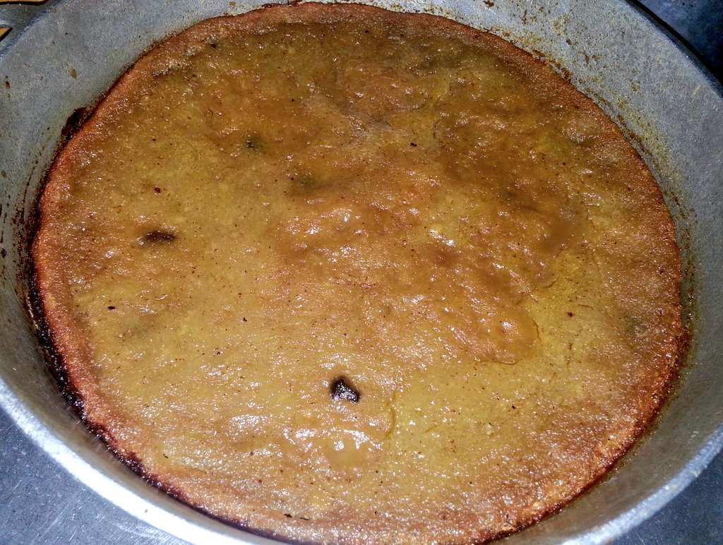ChiefHumminBird's tweet photo. #StoveTop #PotatoPudding with #CornMeal #CoconutMilk #Raisins #BrownSugar etc. & no #WheatFlour.
Moist, creamy & doesn't cause heart burn. https://t.co/bF0OYnrYth