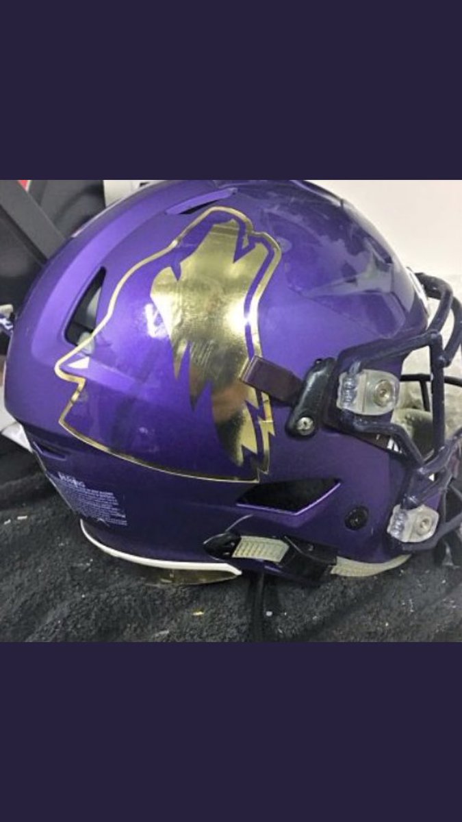 Hollow3Cal's tweet photo. Excited and humbled to be part of an awesome program. Heading to Caldwell to continue my education and also play football again. Can’t wait to start my next chapter in life. #goyotes #COI https://t.co/Eb1IDaMKm6