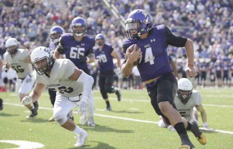 Hollow3Cal's tweet photo. Excited and humbled to be part of an awesome program. Heading to Caldwell to continue my education and also play football again. Can’t wait to start my next chapter in life. #goyotes #COI https://t.co/Eb1IDaMKm6