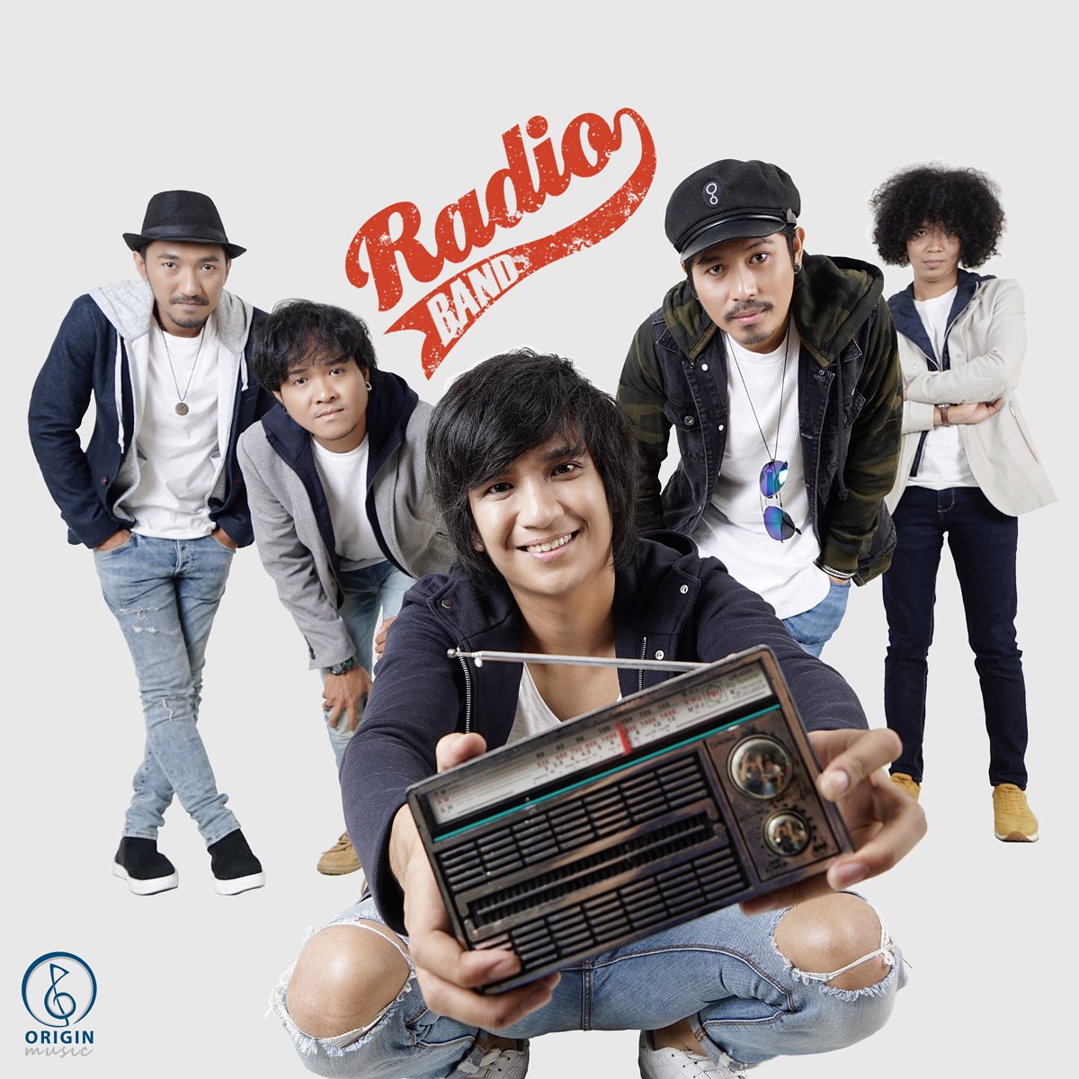 #NikmatnyaHitsJUARA 
 ♬ <a href="/RADIOband_id/">RADIO band Indonesia</a> - PILIH AKU

#AudioMakinJUARA
Klik : lazuarfmkarawang.com                                
Klik : gemafmkarawang.com