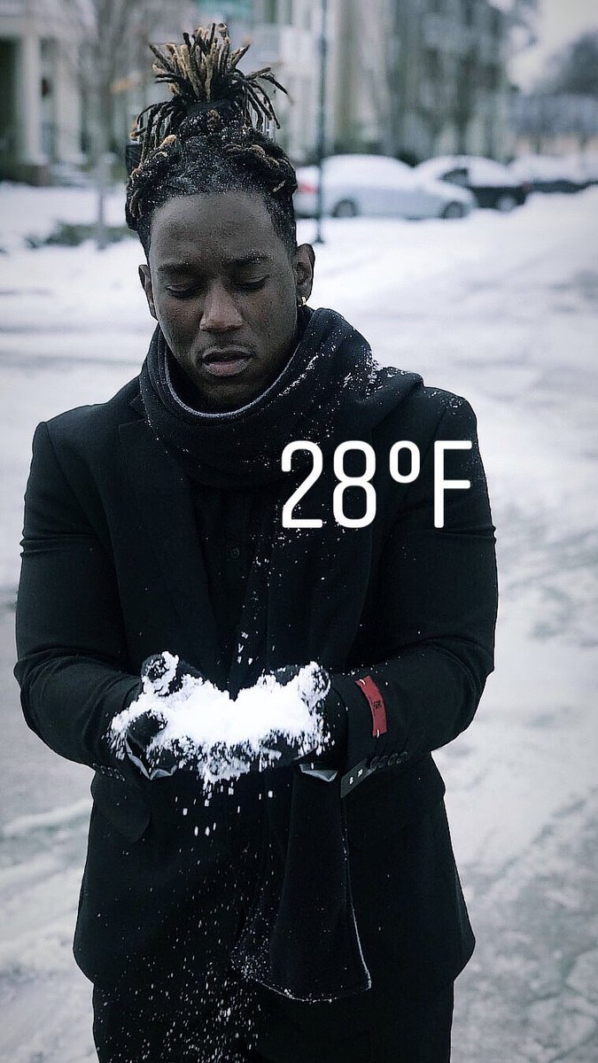 _RAW_9's tweet photo. 🌬🍾🖤#LivingForBetterDays https://t.co/1f0HMdctN3