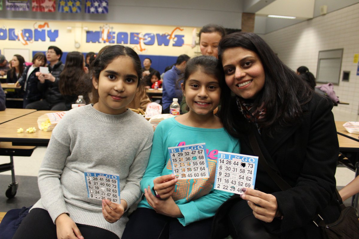 Jlberry99's tweet photo. Food, Friends, BINGO!!!! @cmepto @CME_Tigers @CME_Russell 
Photo Credit: Catherine Linehan https://t.co/6du95VyUgU