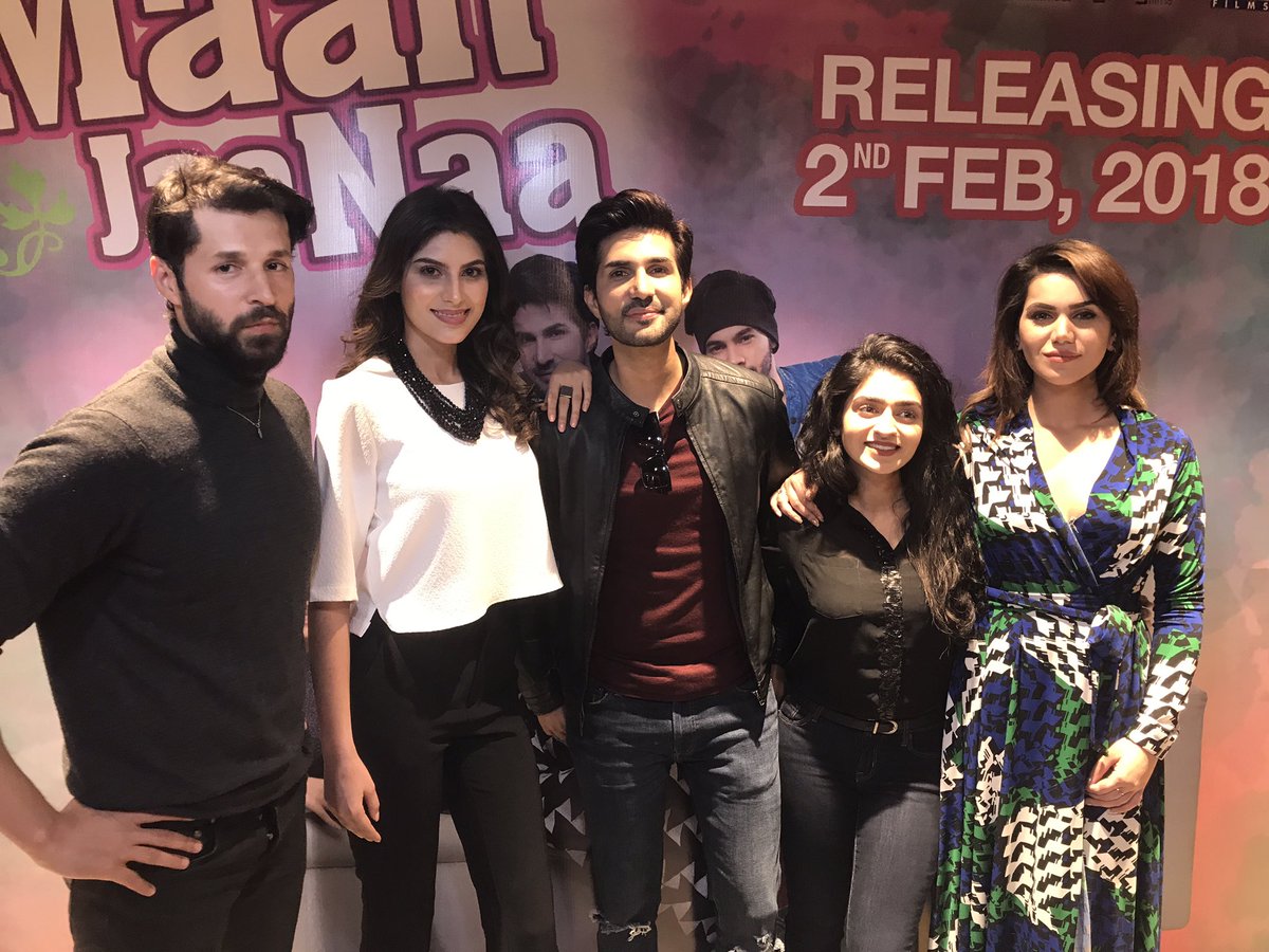 MannJaoNaaMovie's tweet photo. The cast of #maanjaonaa at the #KFC bloggers meet.MJN will release on 2nd Feb.
@asmanabeelan @razaaabis @humfilms @ghanaaliofficial @adeeltunes @_iamelnaaz_ @hajra_yamin @naeemhaqueofficial
#MJN #BIJLI #MaanJaoNaa #TheCrewFilms #CrewMotionPictures #02Feb2018 #KFC https://t.co/bCGGfX1gos