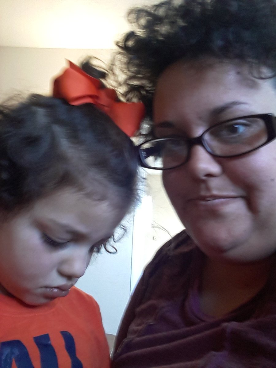 SaraVictoriaBr3's tweet photo. My daughter and me https://t.co/uwGggeqimY