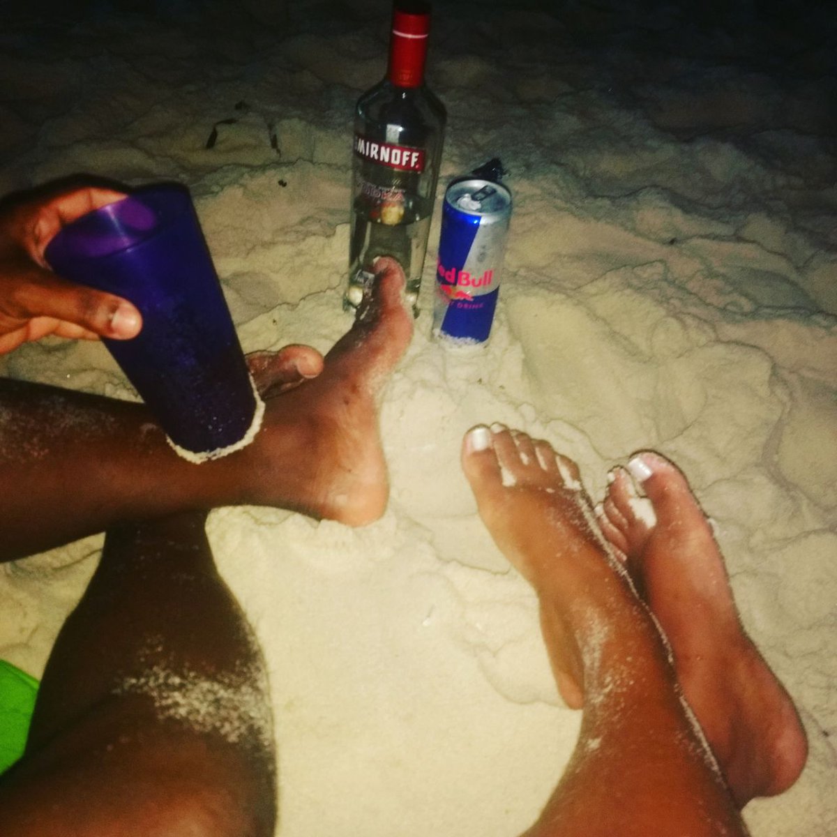 mamaedaLunaK's tweet photo. Por mais cem anos amar você...💏🍻🌊😍❤ #meugato #noiteMara
@LeooBalaa https://t.co/72UBAklp1e