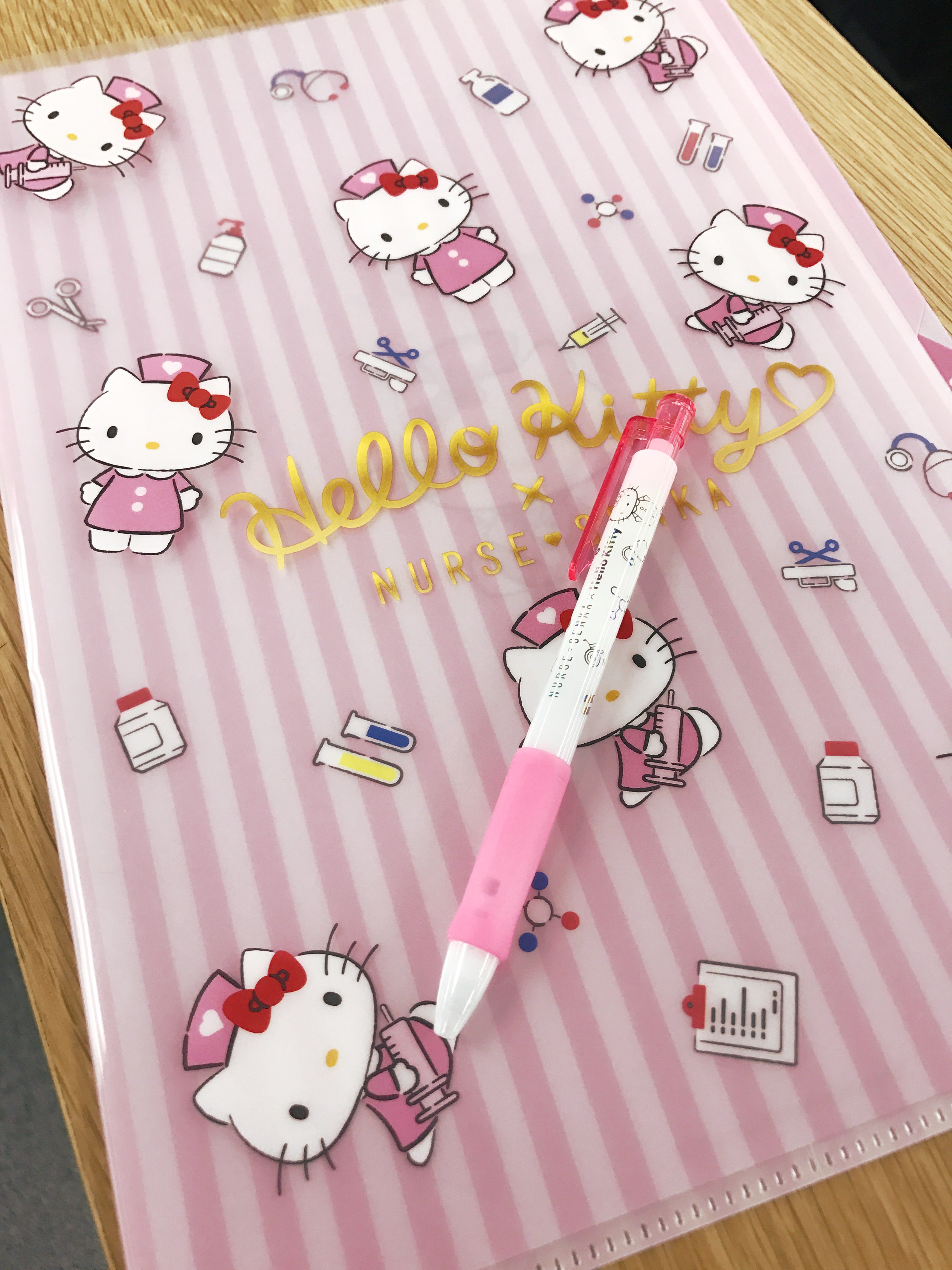 ハローキティ 根付け　メディカルバージョン　ナース ハローキティ 根付け メディカルバージョン ナース - メルカリ
