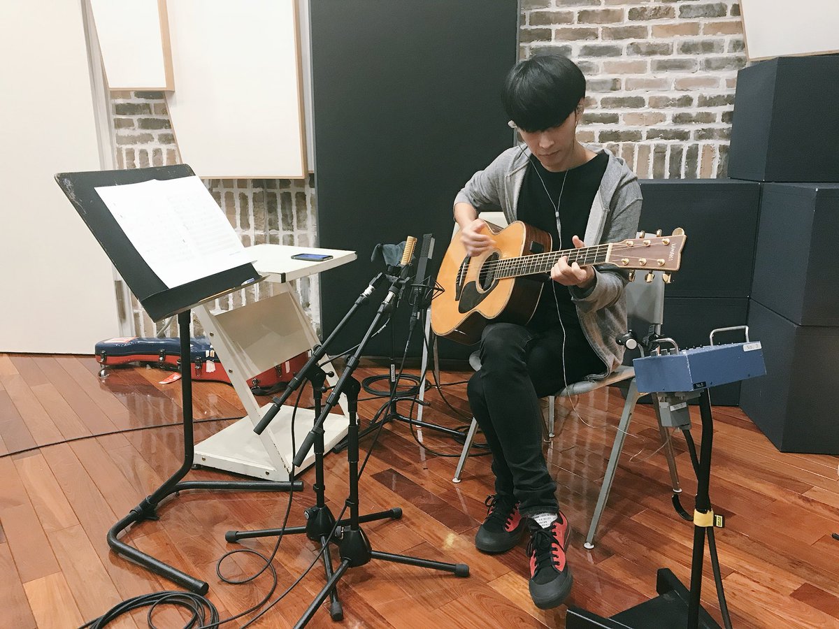 まだまだスタジオ！今日はもう自分の車で家に帰るの諦めました汗