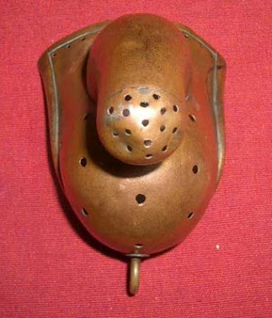 7. In the late 19th century, it was believed that masturbation caused insanity.Therefore this device was created to prevent men from indulging in such insane behaviour.