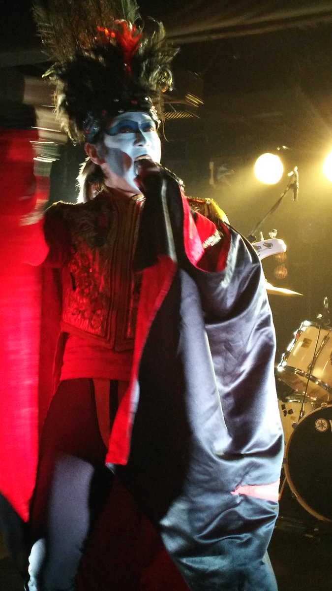 noriko_Flow's tweet photo. 昨日のFASCISTさん、その1♪
スマホクオリティなので、画質はご容赦💦
#FASCIST
#VOXholl
#古都ライブVOL2 https://t.co/HLsnfogFTq