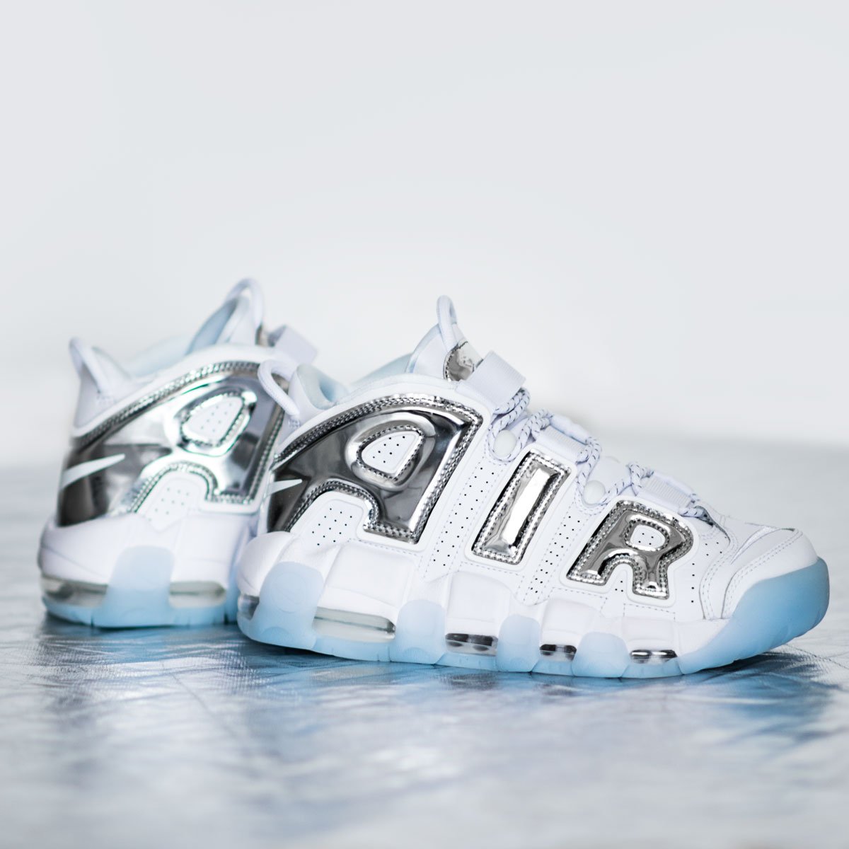 uptempo chrome white