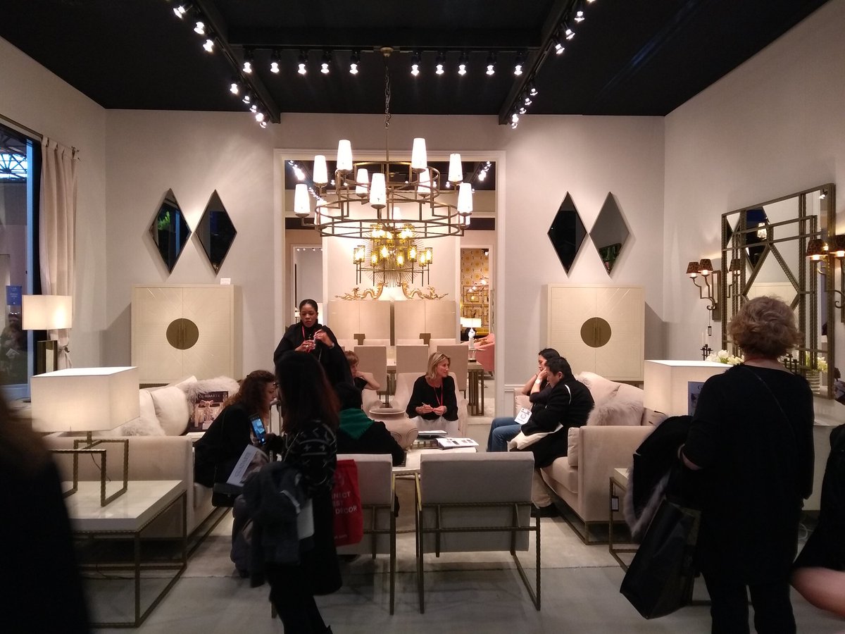 Guadarte's tweet photo. 4° Día en París, seguimos trabajando! #mo18 #guadarte #maisonetobjet https://t.co/q8WsxQlZ4v