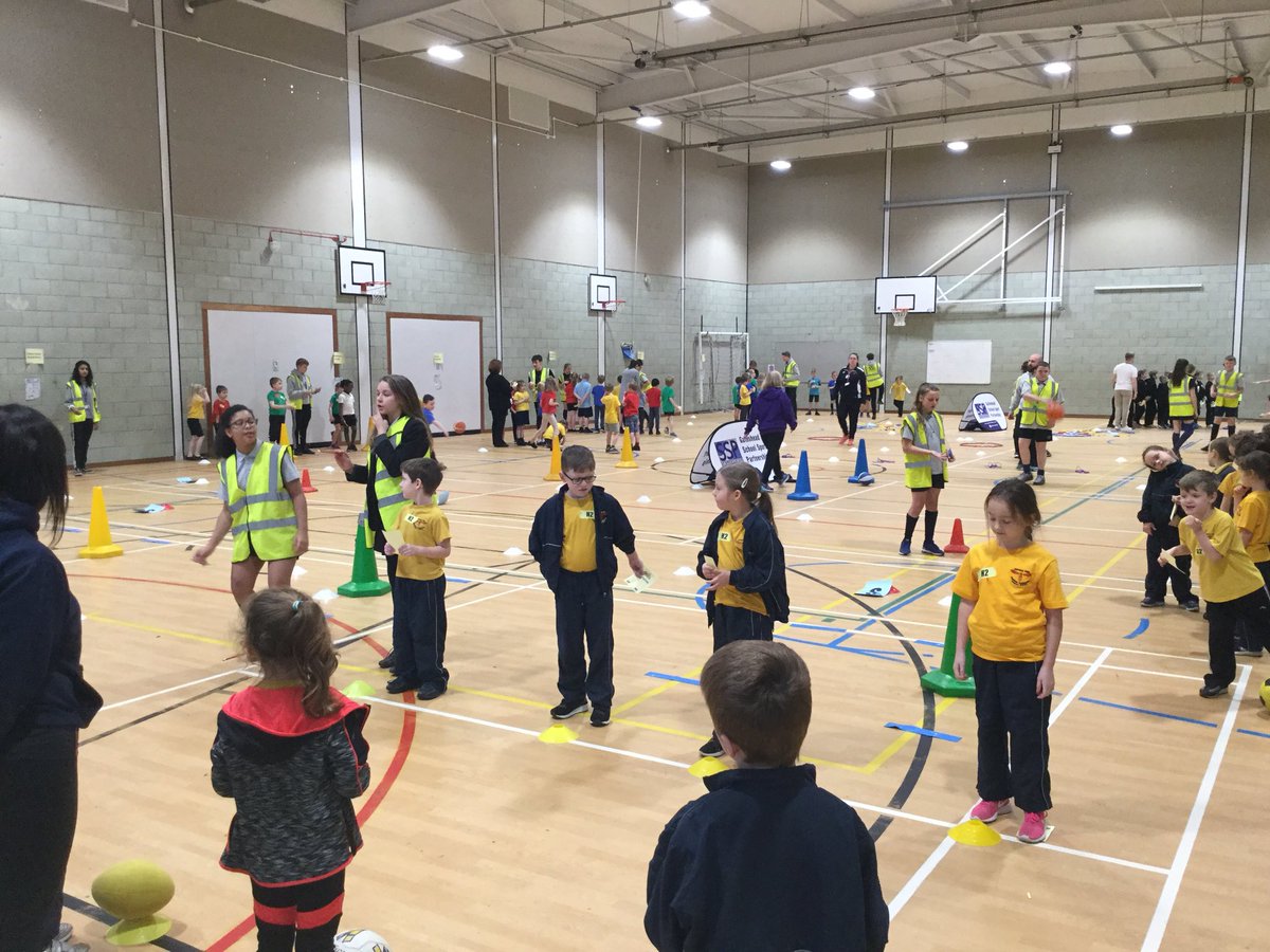 GatesheadSSP's tweet photo. Nearly 400 year 2 pupils taking part in the @ThorpAcademy Multi-Skills event this morning #Partnership #ClusterProgramme #PremiumSLA https://t.co/qOGmBsw8w4
