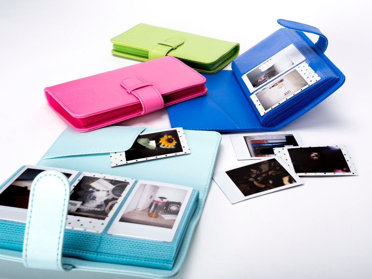 photolang's tweet photo. In dem schicken Fuji La Porta Fotoalbum könnt ihr bis zu 108 instax mini Sofortbilder geschützt und gesammelt archivieren.

https://t.co/RLv72AZcKd

#instax #fujifilm #sofortbild #sofortbildfotografie #fotoalbum #ishootfilm #filmisnotdead #cool #fotografie #fotograf https://t.co/2kdPj8bGZq