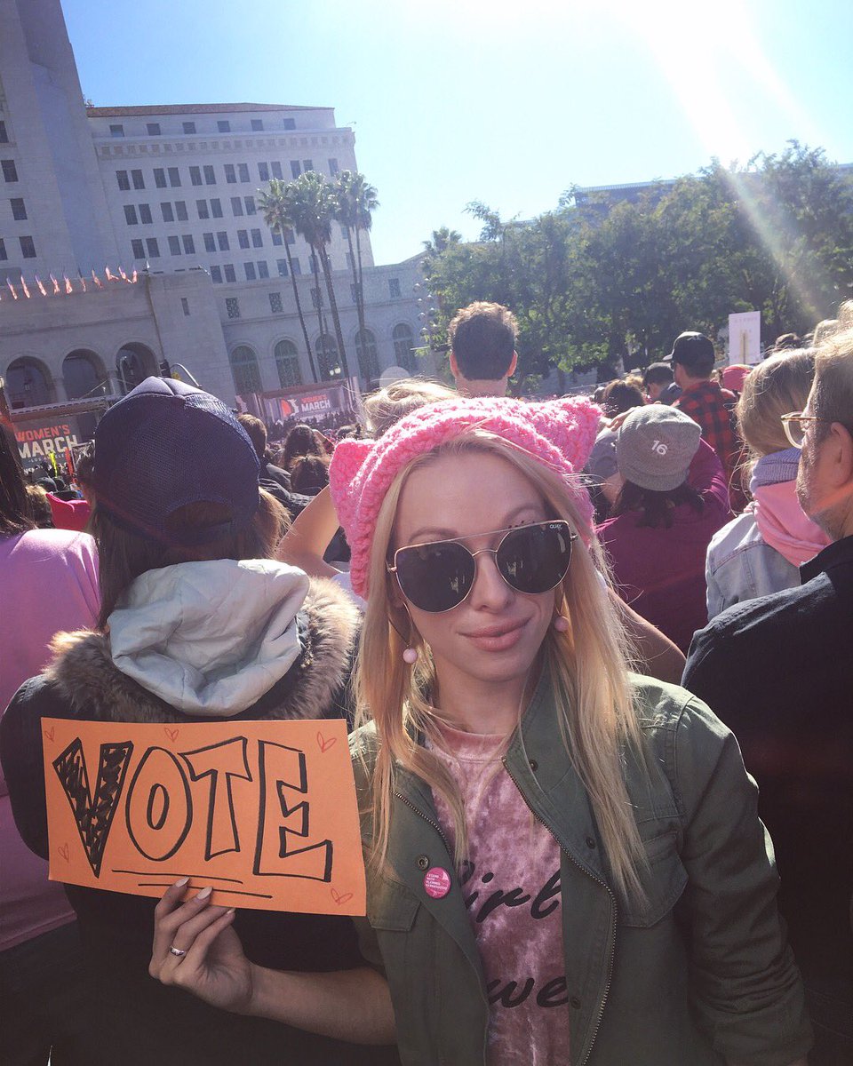 meganleejoy's tweet image. Inspired by the second annual @womensmarch just as much as the first! #PowerToThePolls #WomensMarch2018LA