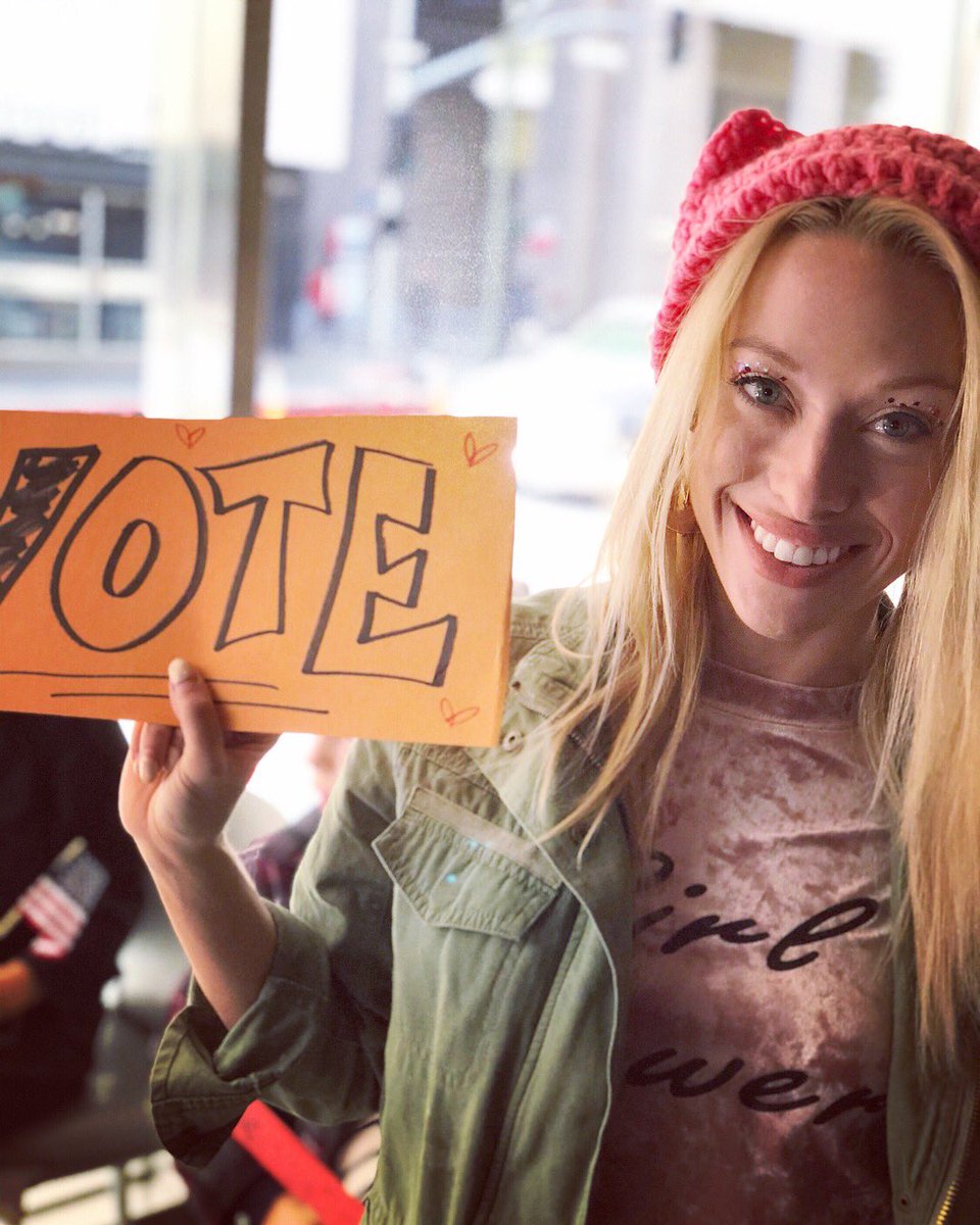 meganleejoy's tweet image. Inspired by the second annual @womensmarch just as much as the first! #PowerToThePolls #WomensMarch2018LA