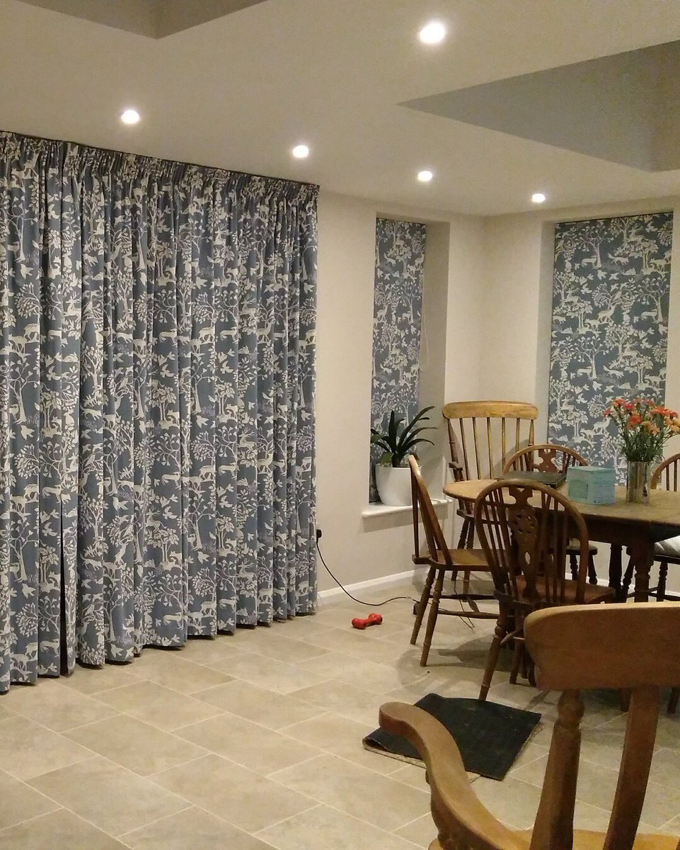CarpetComfort's tweet photo. Curtains and Blinds in @clarkeandclarke Vilda, Chambray from their Wilderness collection. #studiog #clarkeandclarke #wilderness #animals #prints #fabrics #curtains #blinds #romanblind #dunmow #essex @clarkeandclarke https://t.co/UeGRyxU3Z2