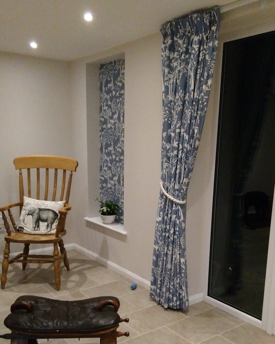 CarpetComfort's tweet photo. Curtains and Blinds in @clarkeandclarke Vilda, Chambray from their Wilderness collection. #studiog #clarkeandclarke #wilderness #animals #prints #fabrics #curtains #blinds #romanblind #dunmow #essex @clarkeandclarke https://t.co/UeGRyxU3Z2