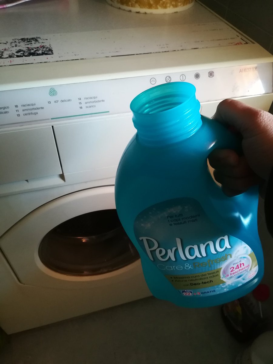 vikypediaVA's tweet photo. #perlanacarerefresh lascia i capi super profumati.
Ho potuto provarlo come #Ambassador grazie a @donnad_it 😊 sono molto soddisfatta e sicuramente lo comprerò anche in futuro! https://t.co/GQ8J6FfQP6