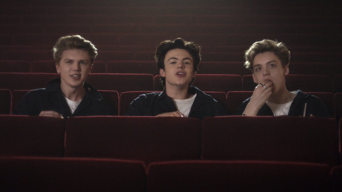 _hikaaa1D's tweet photo. It's amazing! Love you guys so much❤️xX
#EarlyManMusicVideo 
@NewHopeClub @NewHopeBlake @NewHopeReece @NewHopeGeorge https://t.co/zQpsvqXy3s