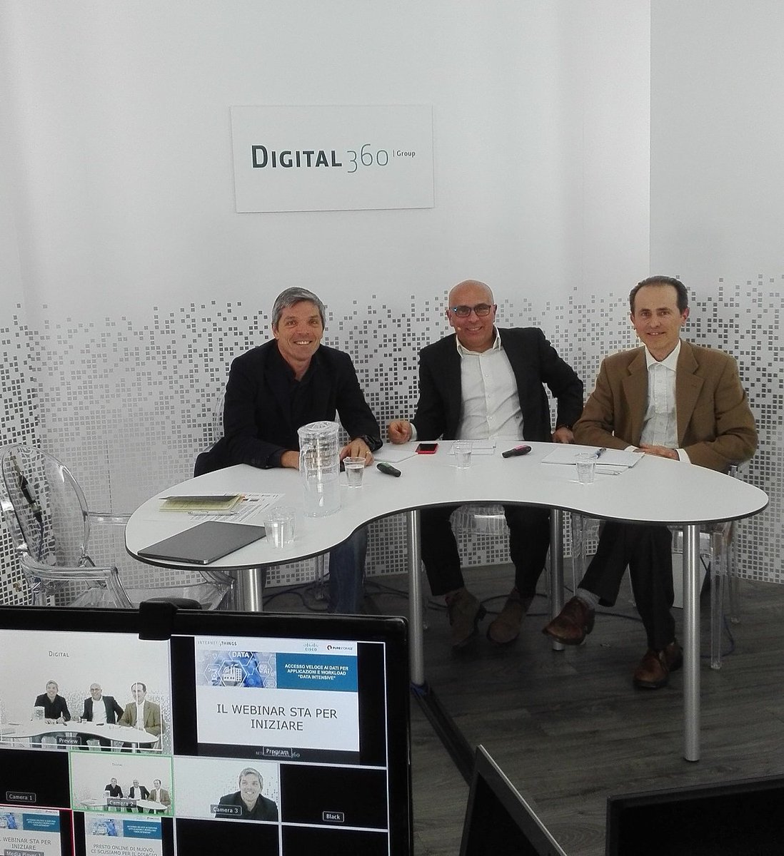 SerafSara's tweet photo. Noi siamo pronti e voi? Collegati alla diretta!
Accesso Veloce ai dati per applicazioni e workload data intensive con @StefanoMainetti @CiscoItalia @PureStorageIT @NicBoldrini #digital4webinar 
https://t.co/elbAN6qZ8T https://t.co/a0xwEi1Cb7