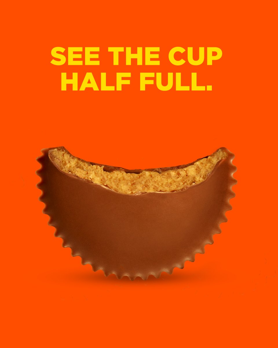 AmericanGoodie's tweet photo. What’s your New Year’s Reese-olution? Get your @reeses peanut butter treats here> https://t.co/Je0CJSiYHH https://t.co/X1dIZVfWag