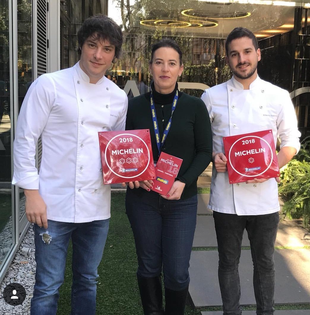 ¡<a href="/JordiCruzMas/">Jordi Cruz Mas</a> brilla con luz propia! <a href="/ABaC_Barcelona/">ABaCRestaurant&Hotel</a> ⭐⭐⭐ y Angle ⭐