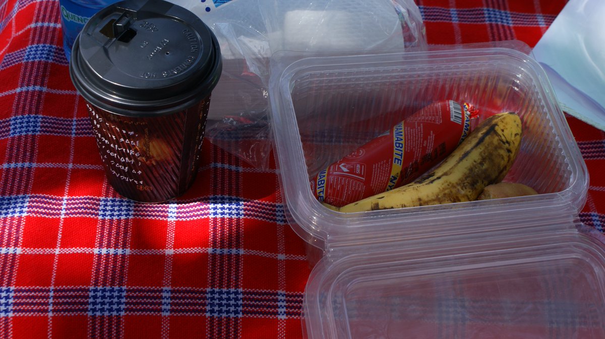 MoranRidge's tweet photo. Snack Time!!! #AnzaMwakaNaKaplot . We mind your stomach well being as well. https://t.co/A4VgFXtpyZ