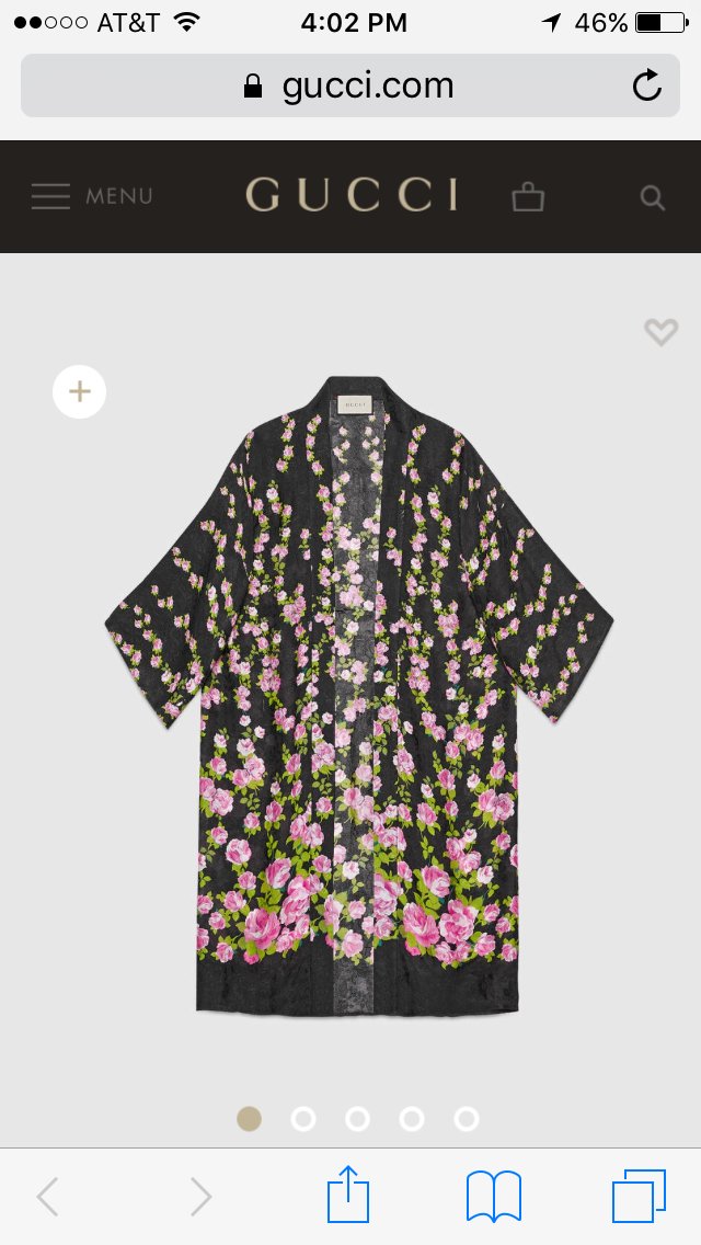 EvelynDiamondLA's tweet image. I💜 &amp;amp; need this in my life as a house coat or pj but its $2000+. I can make it with $20. #PinkRoses #MyAptRULES 🤘🏼Ask anyone who steps inside my magical world 🌸 #IbringIt