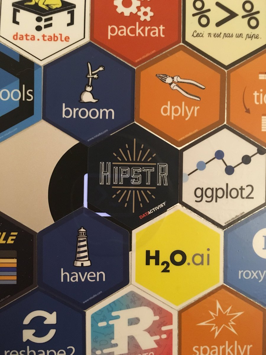 _ColinFay's tweet photo. I've found a spot for my #HipstR hex ! Thanks again @datactivi_st !
#RStats https://t.co/jwBOj9EmY4